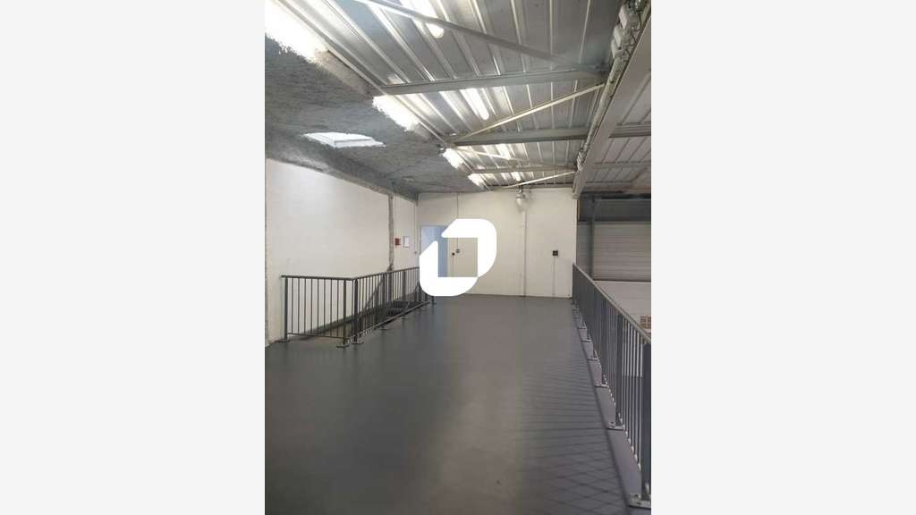 A louer Local d'activité 171m² Choisy le roi