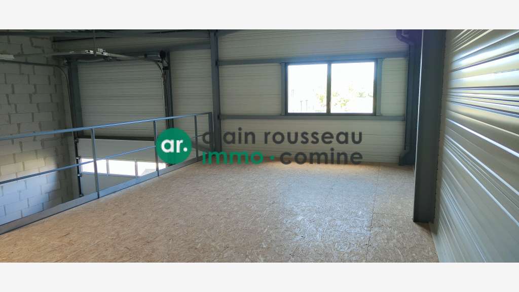 A louer local d'activité 480m² à Cholet 