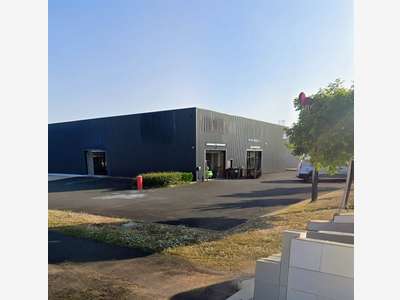 A louer local 300m² ZA L'autre Faubourg à Cholet