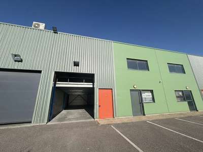 Location Locaux d'activités - Entrepôts à Civrieux