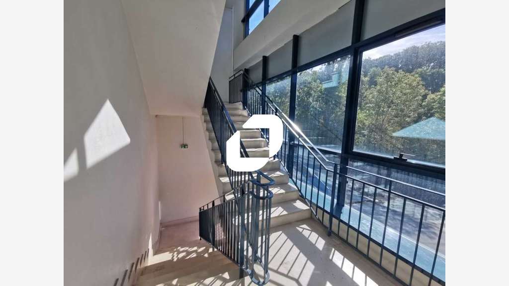 A louer Local d'activité 1286m² Clamart