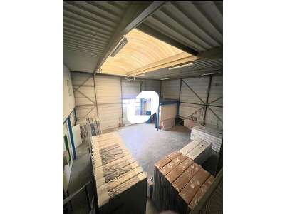 Location Locaux d'activités - Entrepôts à Claye-Souilly