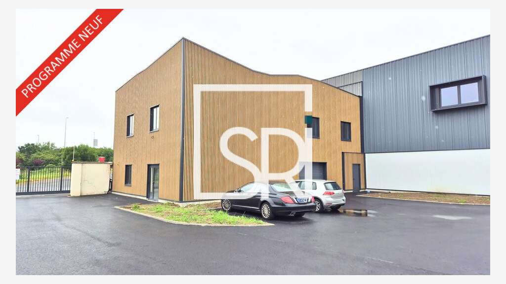 Local 322m² neuf à Clermont-Ferrand ZI le Brézet