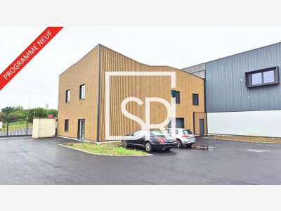 Local 322m² neuf à Clermont-Ferrand ZI le Brézet