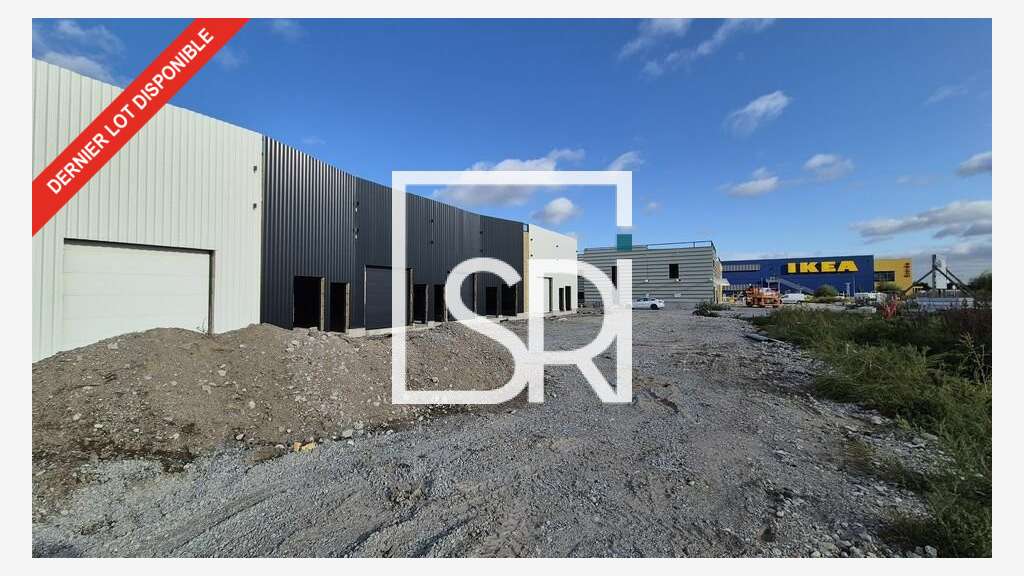 Local 160m² à louer à Clermont Ferrand ZI Brézet