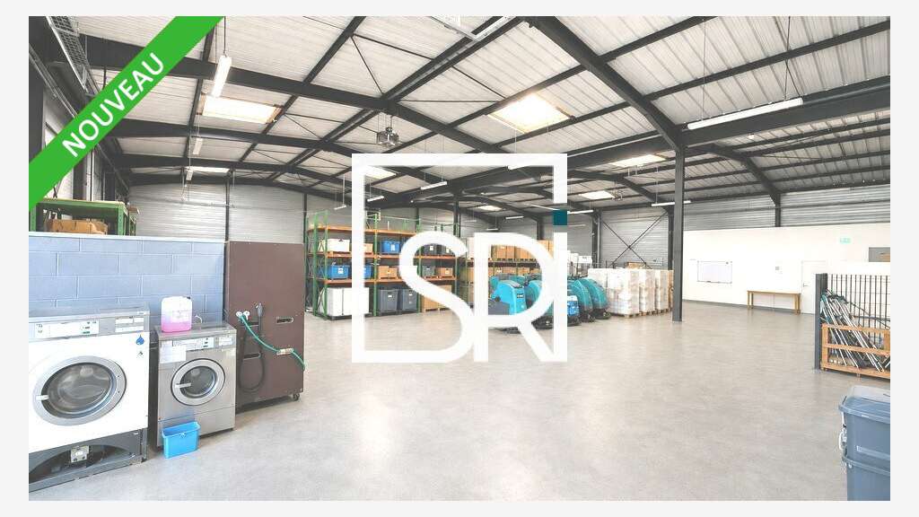 Entrepôt 1605m² à louer Clermont-Ferrand ZA Brézet