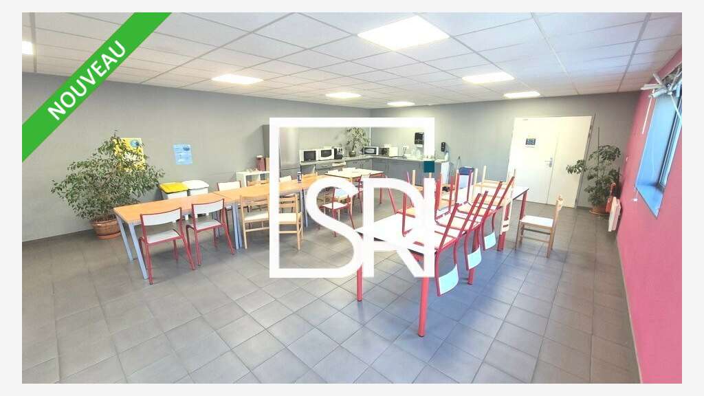Entrepôt 1605m² à louer Clermont-Ferrand ZA Brézet