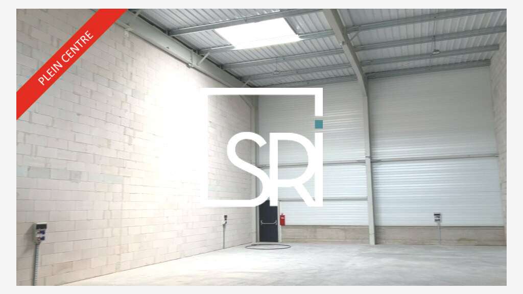 Entrepôt  384m² à Clermont Ferrand A71 / A75
