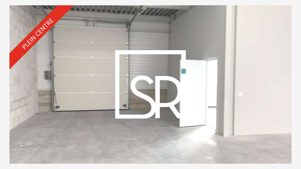 Entrepôt  384m² à Clermont Ferrand A71 / A75