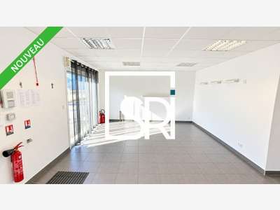 CLERMONT FERRAND - BUREAUX ET ESPACES DE STOCKAG