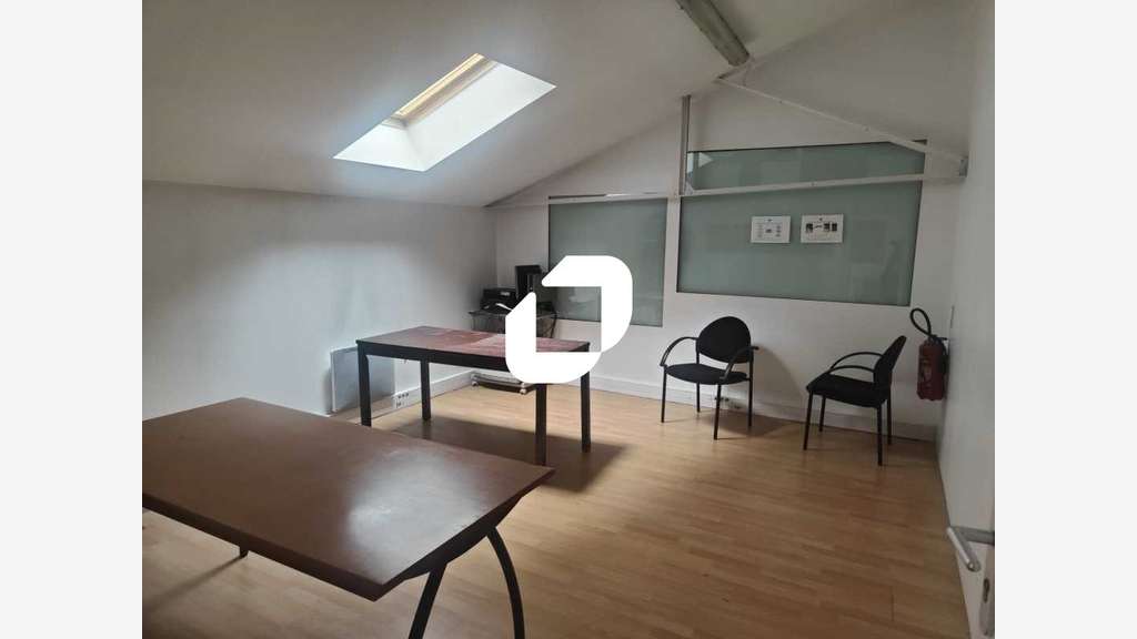 A louer Local d'activité 380m² Clichy