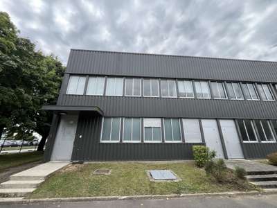 Location Locaux d'activités - Entrepôts à Coignières