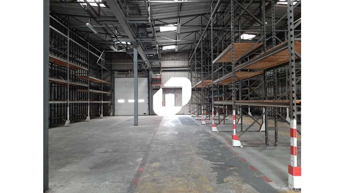 A louer Local d'activité 551m² Coignieres