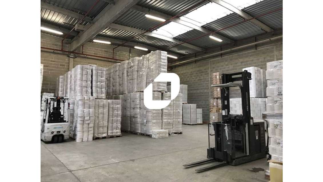 A louer Local d'activité 714m² Coignieres