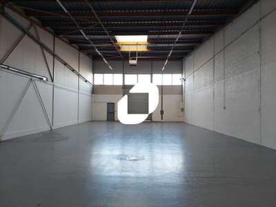 Location Locaux d'activités - Entrepôts à Coignières