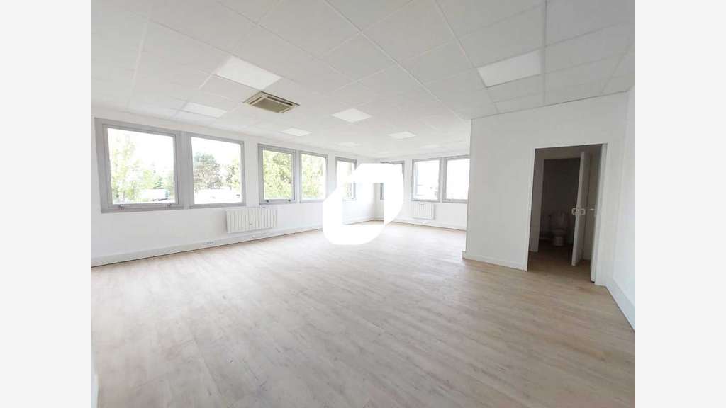 A louer Local d'activité 454m² Coignieres