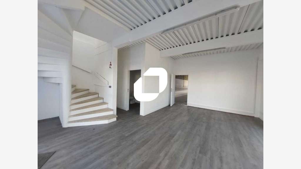 A louer Local d'activité 432m² Coignieres