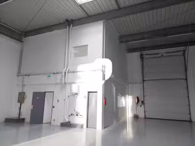 A louer Local d'activité 882m² Coignieres