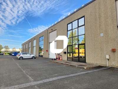 A louer Local d'activité 432m² Coignieres