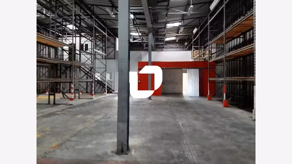 A louer Local d'activité 551m² Coignieres