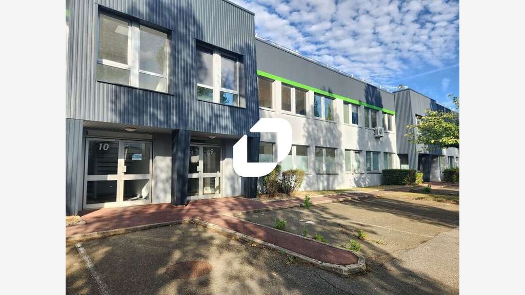A louer Local d'activité 454m² Coignieres