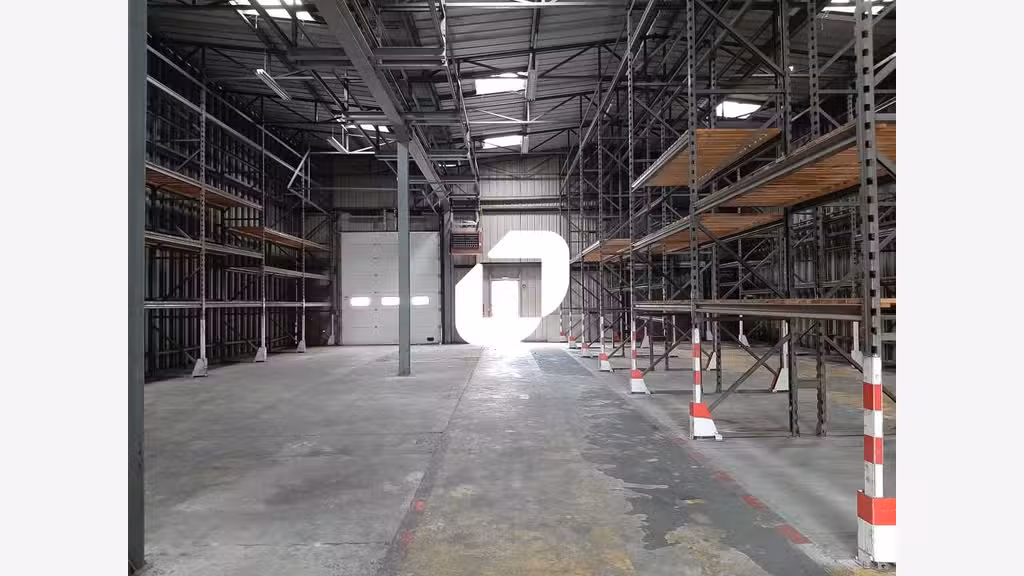 A louer Local d'activité 551m² Coignieres