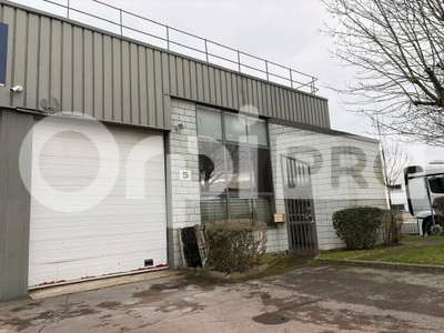 Location Locaux d'activités - Entrepôts à Collégien