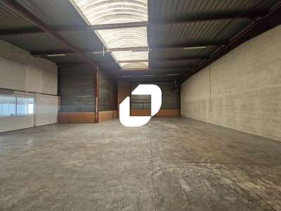 Location Locaux d'activités - Entrepôts à Collégien