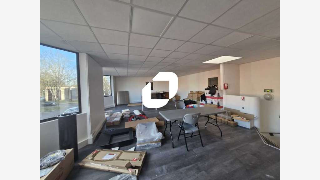 A louer Local d'activité 308m² Collegien