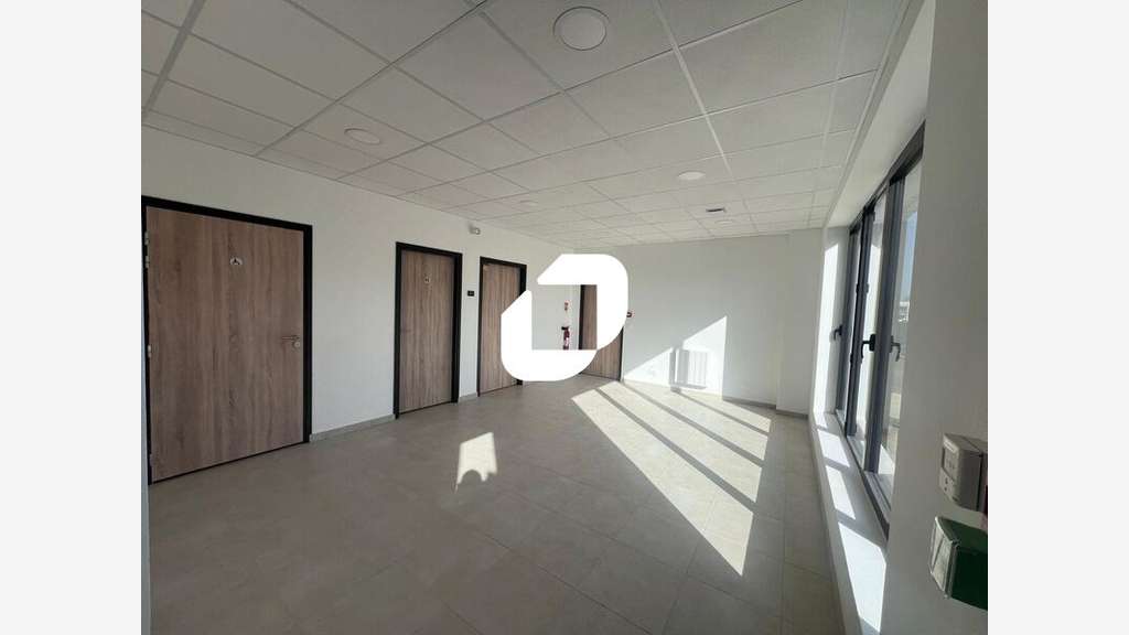 A louer Local d'activité 310m² Collegien