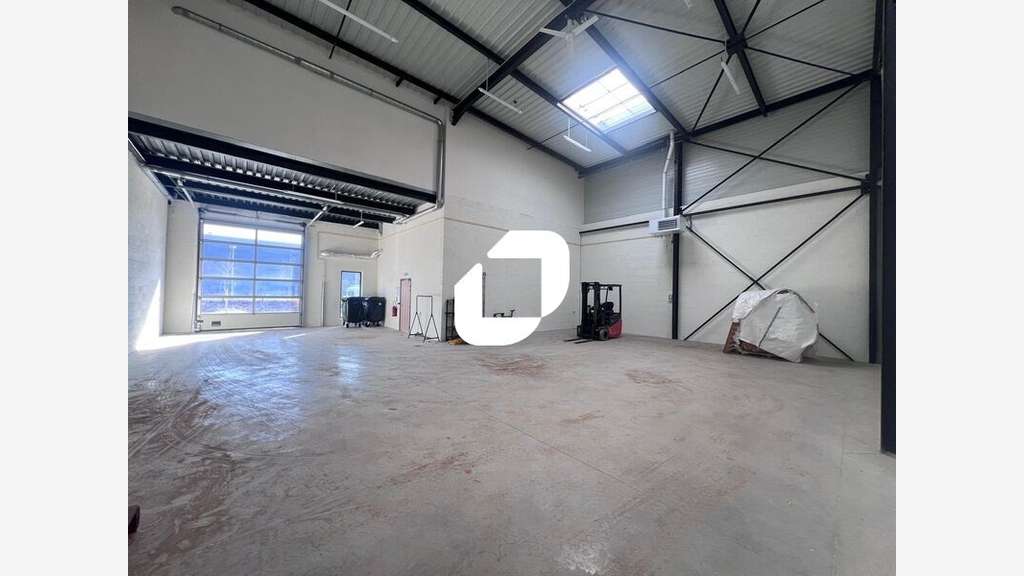 A louer Local d'activité 310m² Collegien