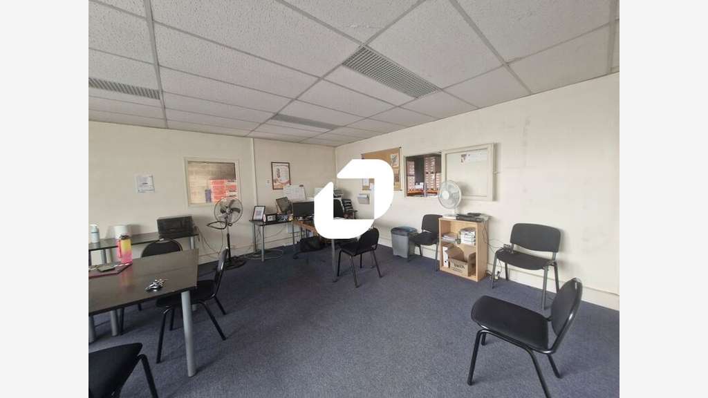 A louer Local d'activité 260m² Collegien