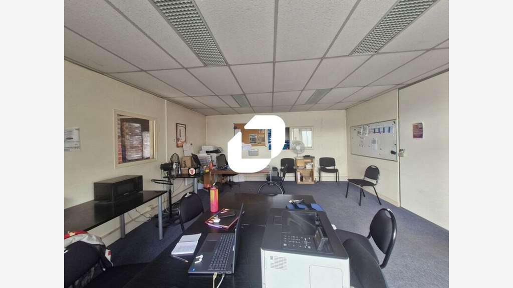 A louer Local d'activité 260m² Collegien