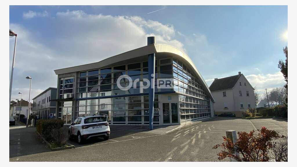 Local professionnel 670m² à louer à Colmar