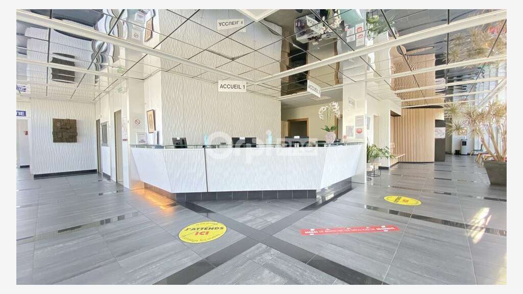 Local professionnel 670m² à louer à Colmar