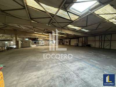 A louer entrepôt 1000m² à Colomars