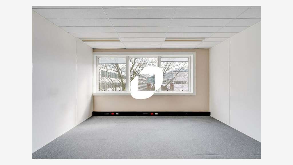 A louer Local d'activité 1077m² Colombes