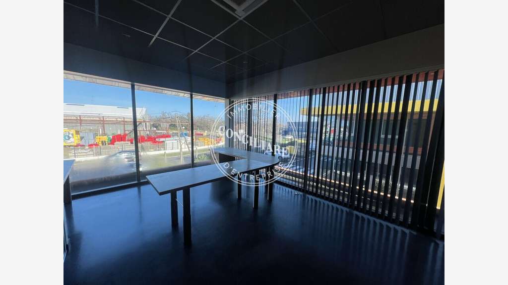 Entrepôt 600m² à louer à Colomiers En Jaccca