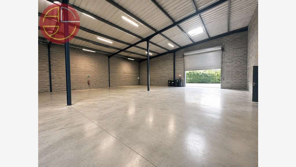 A louer entrepôt 505m² à Colomiers proche rocade