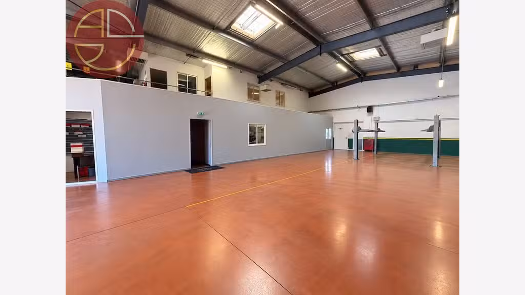 NORD-OUEST TOULOUSE  COLOMIERS  À LOUER  ENTREP