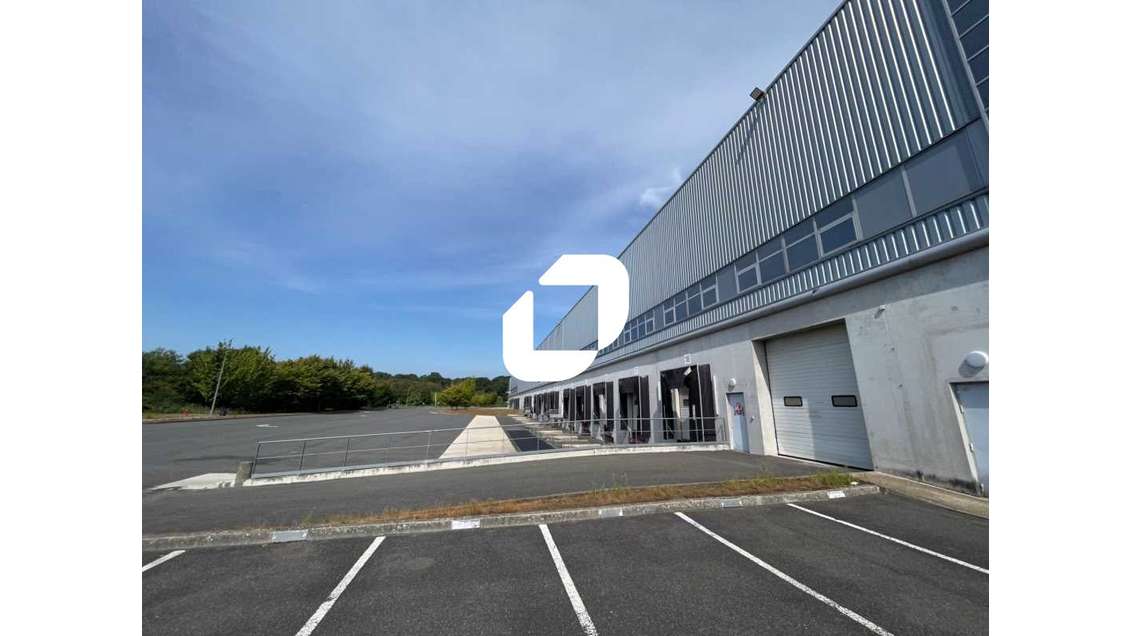 A louer Local d'activité 5978m² Combs la ville