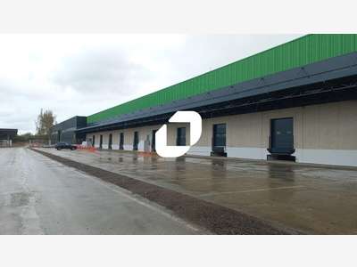A louer Local d'activité 41894m² Combs la ville