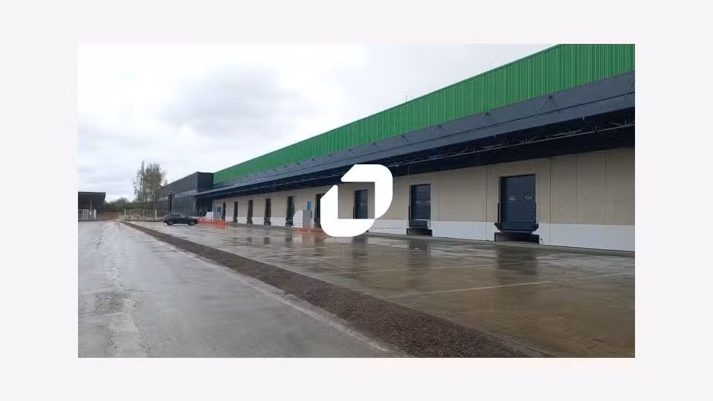 A louer Local d'activité 41894m² Combs la ville