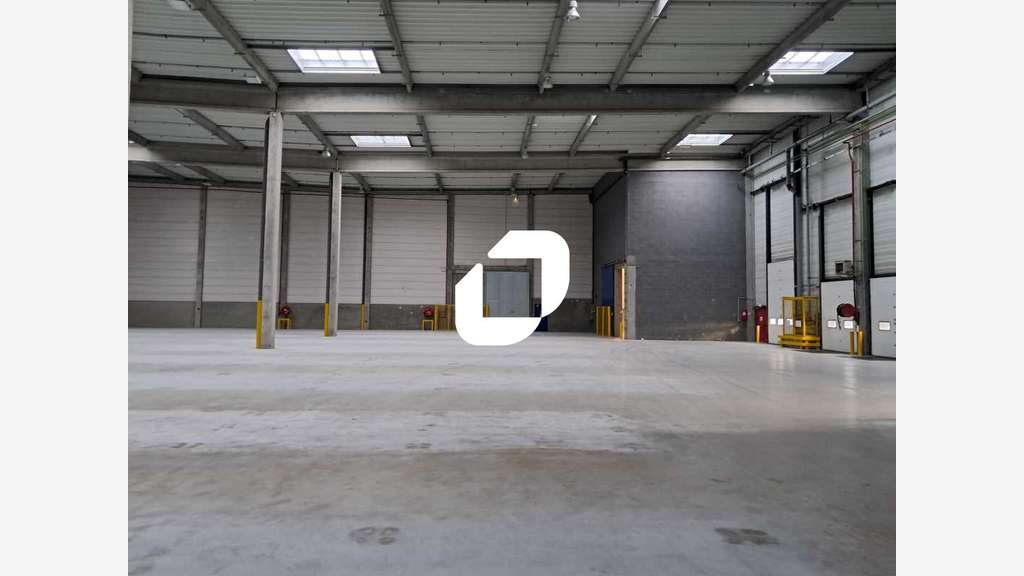 A louer Local d'activité 5749m² Compans
