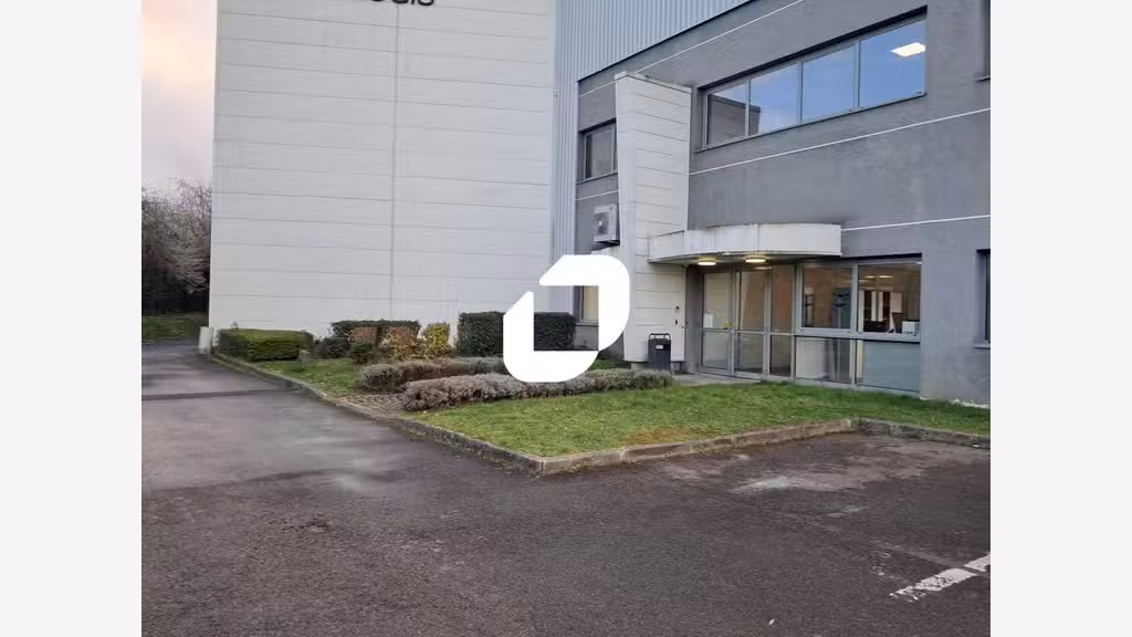 A louer Local d'activité 4849m² Compans