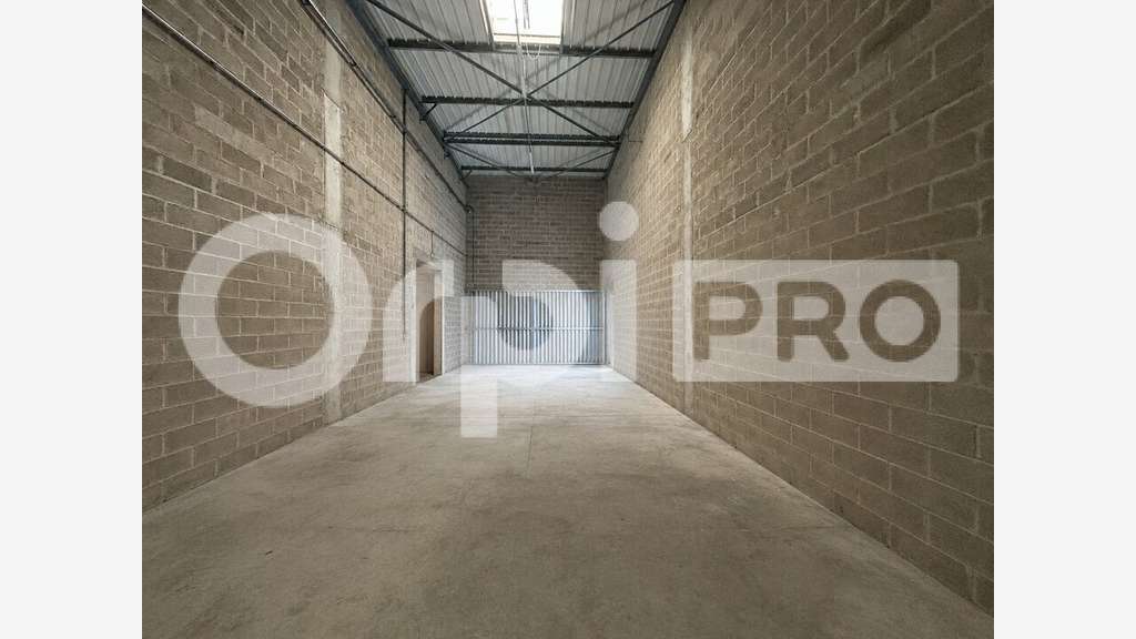 A louer local d'activité de 152m² à Compiègne