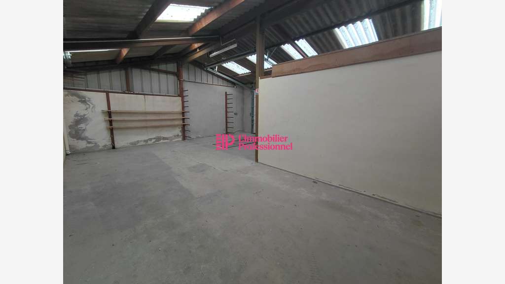 A louer local d'activité 176m² à Concarneau