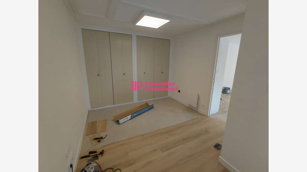 A louer local d'activité 176m² à Concarneau