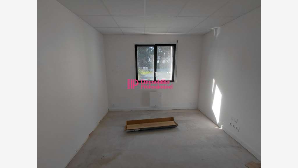 A louer local d'activité 176m² à Concarneau