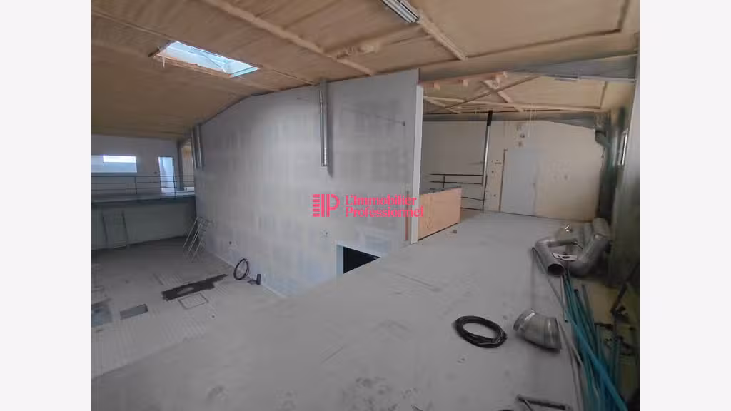 A louer local d'activité 466m² à Concarneau